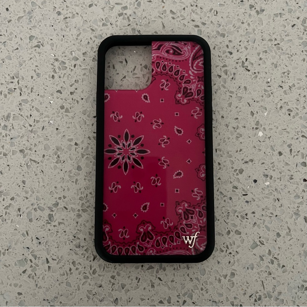 Urban Outfitters x Wild Flowers iPhone 11 Pro case Bandana